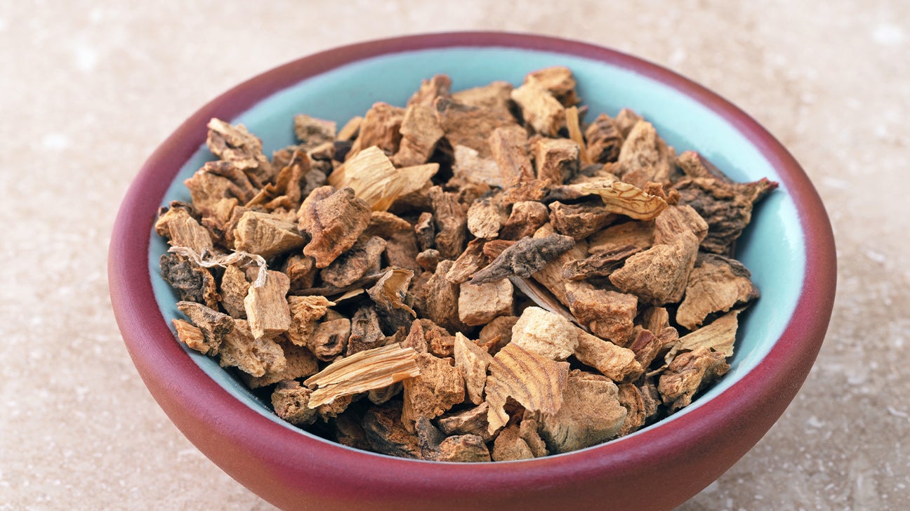 Learn the main Gentian Root Effects and Benefits. Here is what this plant does for your body.
