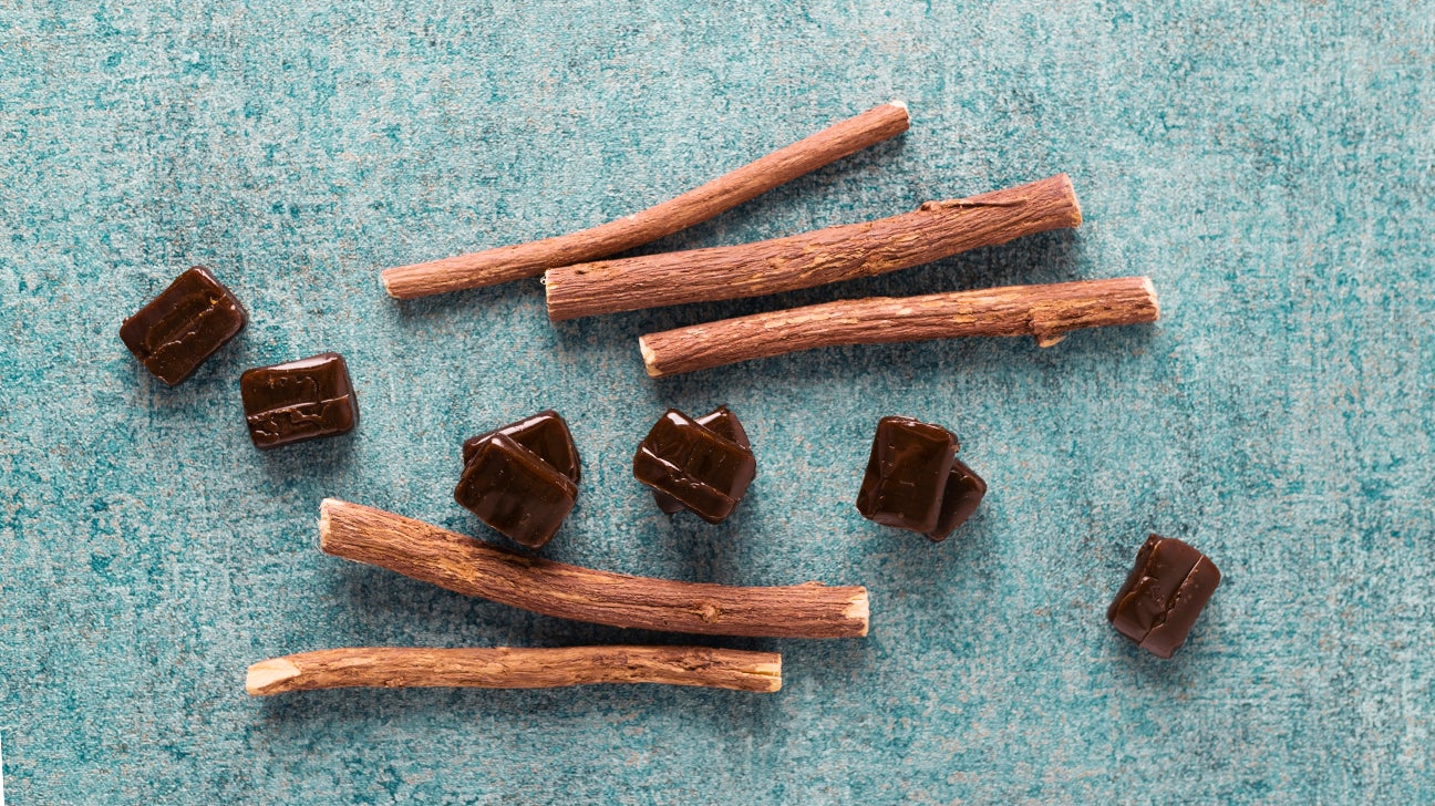 Understanding Raw Licorice Root Benefits and Uses: Why is this herb so popular? (Key facts you should know)