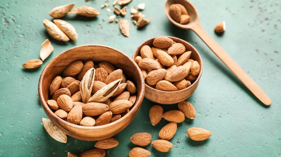 The Amazing Almonds: (All About the Benefits and Effects of Almonds You Need to Know)