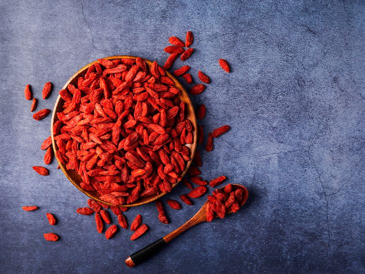 Want to know Goji berry benefits and effects? Learn how these berries can boost your energy and immunity!