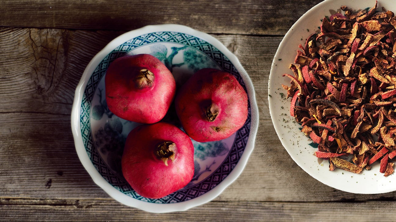 Pomegranate Peel Benefits and Effects for you? See how it works wonders on common issues.
