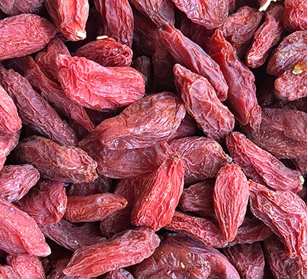 Goji Berry Benefits and Effects: How Good Are They? (Learn 5 top health advantages from them today!)