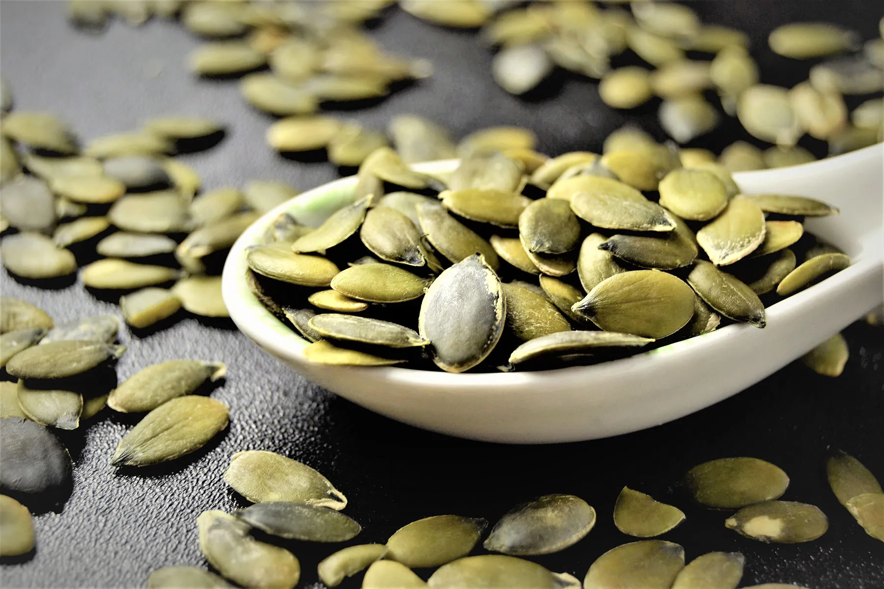 Maximize Pumpkin Seeds Benefits: Tips for Daily Use